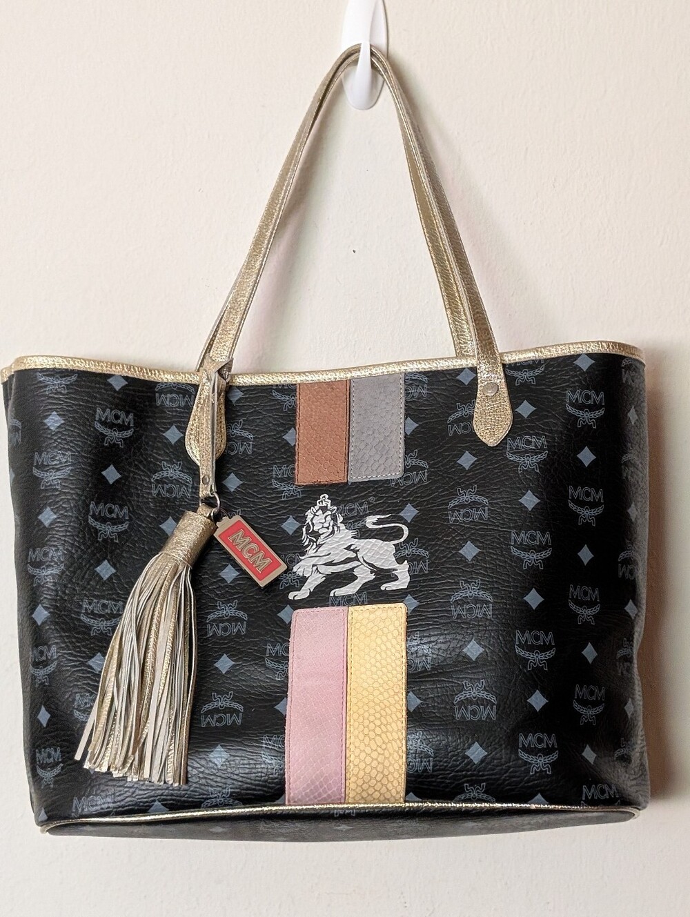 MCM Black Monogram Visetos Princess Lion Liz Shopper MCM Charms Its Excellent !